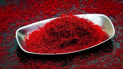 تصویر 2 از زعفران نگین سنتی تازه و مرغوب با بسته‌ بندی استاندارد